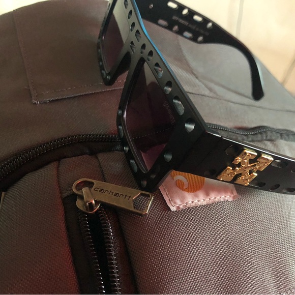 OFF-WHITE Shades